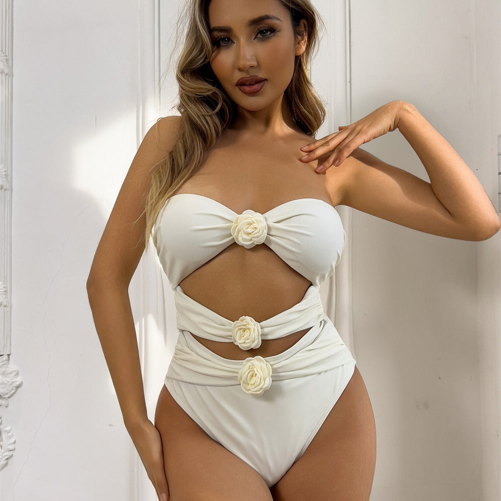 Women Elegant Monokini with Floral Design and Cut-Out Details Mune Fashion
