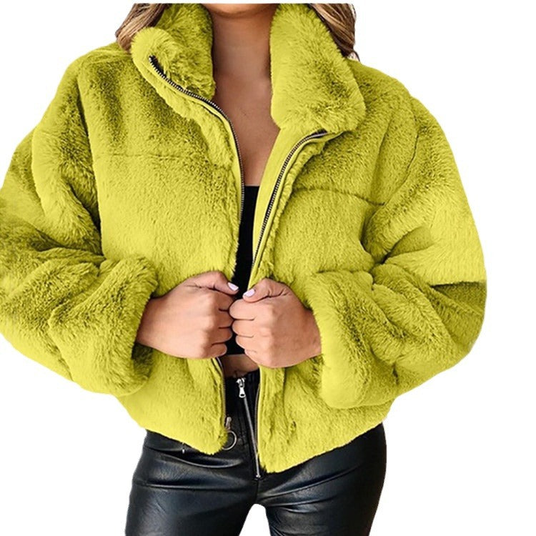 Women nan short cozy faux fur jacket with stand-up collar and zipper Mune Fashion