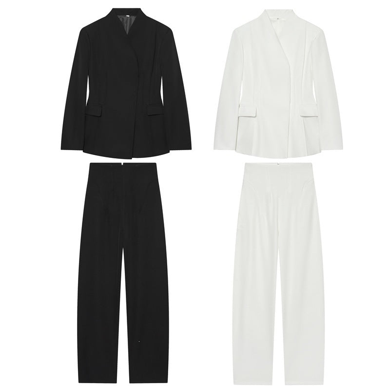 Women Tailored Collarless Blazer with Patch Pockets and Fine Dart Seam Mune Fashion