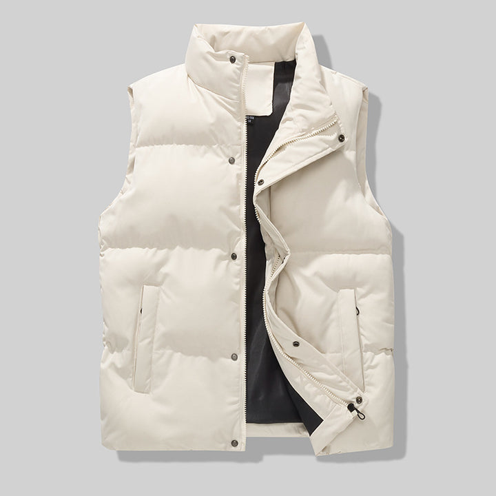 Men's sleeveless padded isolation vest with high stand-up collar, full-length zipper and side pockets Mune Fashion