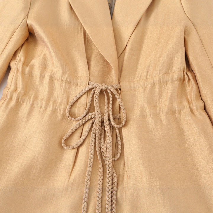Ladies Tailored Satin Blazer with Drawstring, Revers Collar and Casual Silhouette Mune Fashion