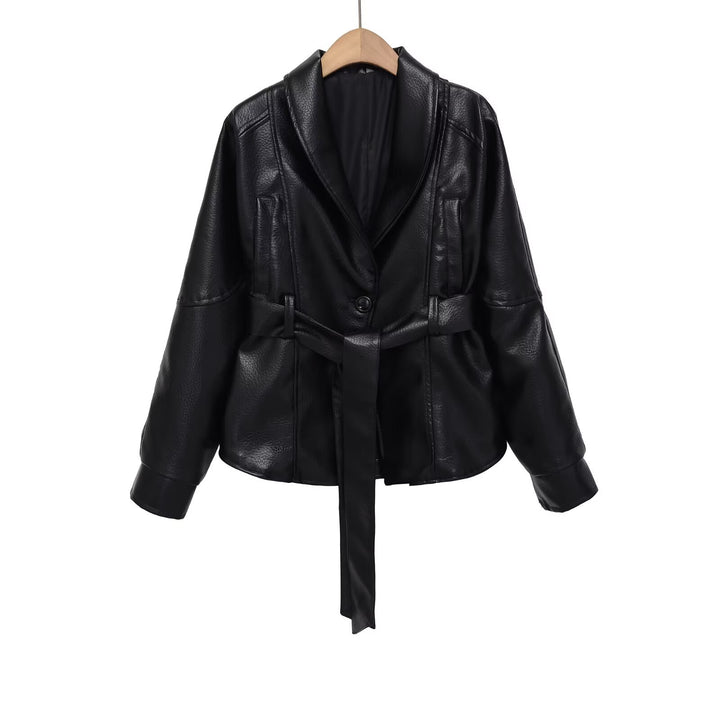Ladies nan kastiger faux leather jacket with shawl collar, waist belt and textured surface Mune Fashion