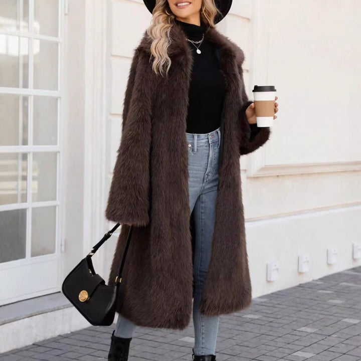 Ladies Fluffy Faux Fur Coat with Soft Lapel Mune