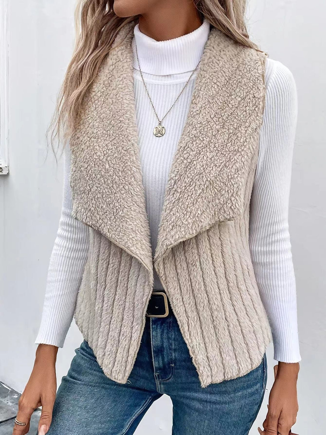 Women's cozy sleeveless teddy fleece vest with large shawl collar and textured ribbed look Mune Fashion