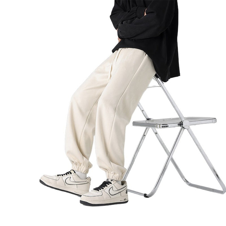 Men's joggers in a relaxed fit with a crease, drawstring, and elastic cuffs Mune Fashion