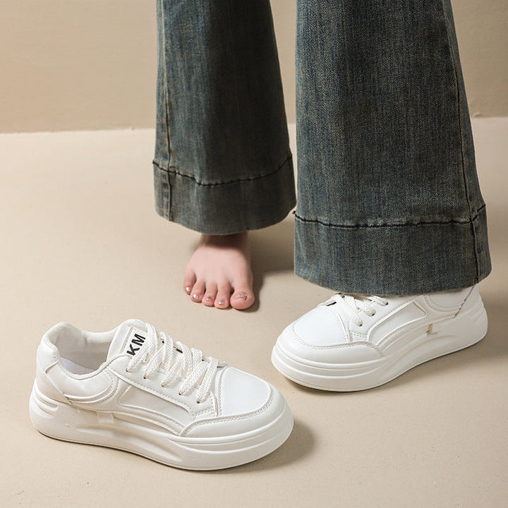 Ladies sporty sneakers with thick sole and soft lining Mune Fashion