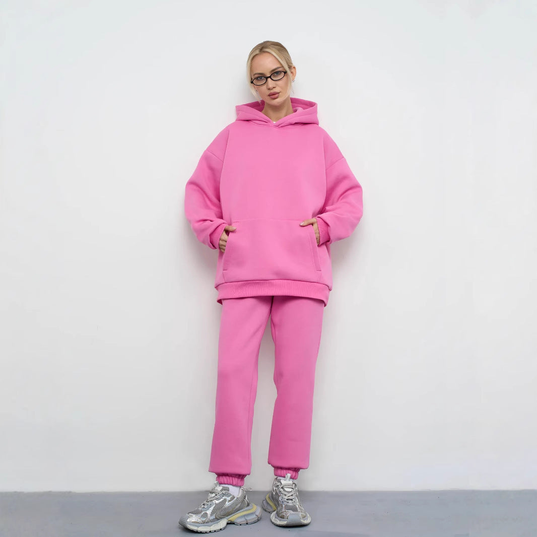Women's oversized hoodie with kangaroo pocket and soft French terry Mune Fashion