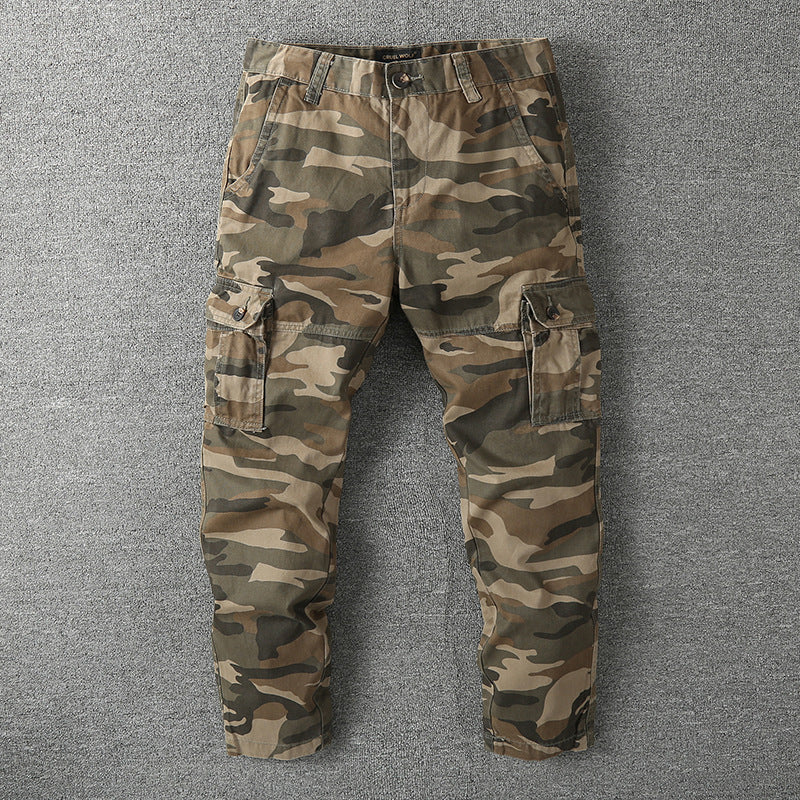 Men's cargo pants with tactical camouflage pattern and multiple flap pockets Mune Fashion