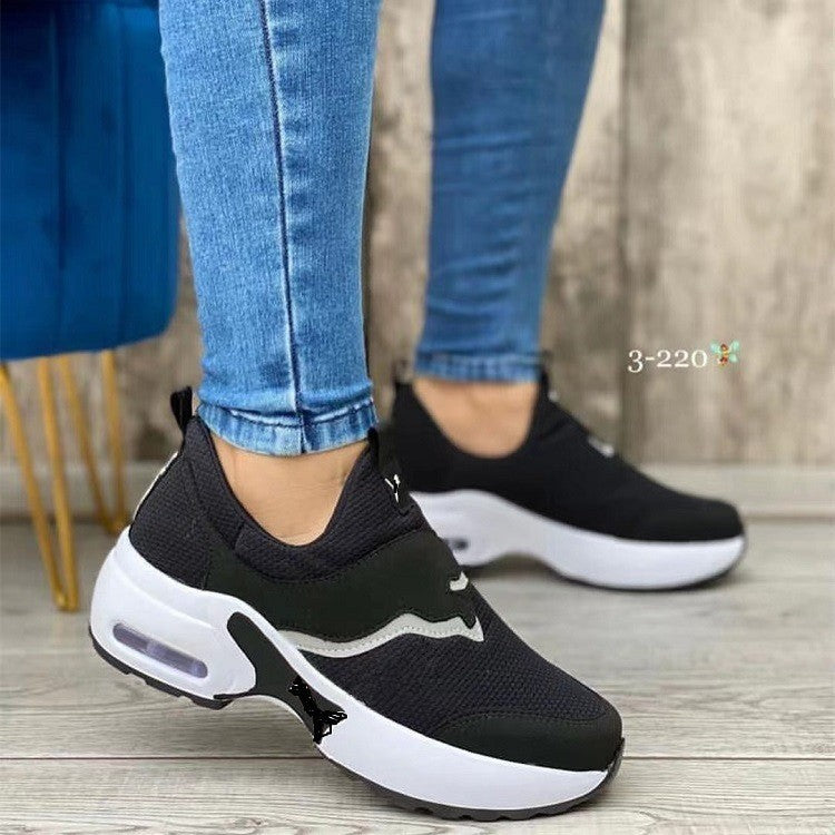 Women's comfort sneaker with breathable mesh upper and padded sole Mune Fashion