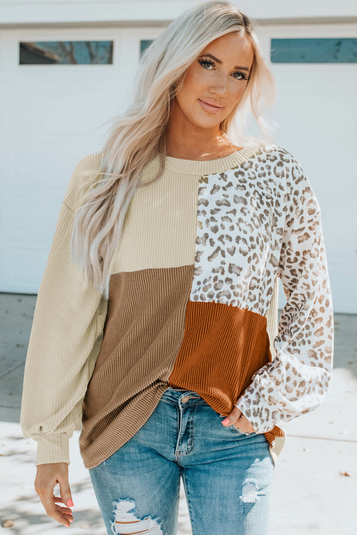 Women’s patchwork knit pullover with leopard pattern, ribbed texture and balloon sleeves Mune Fashion