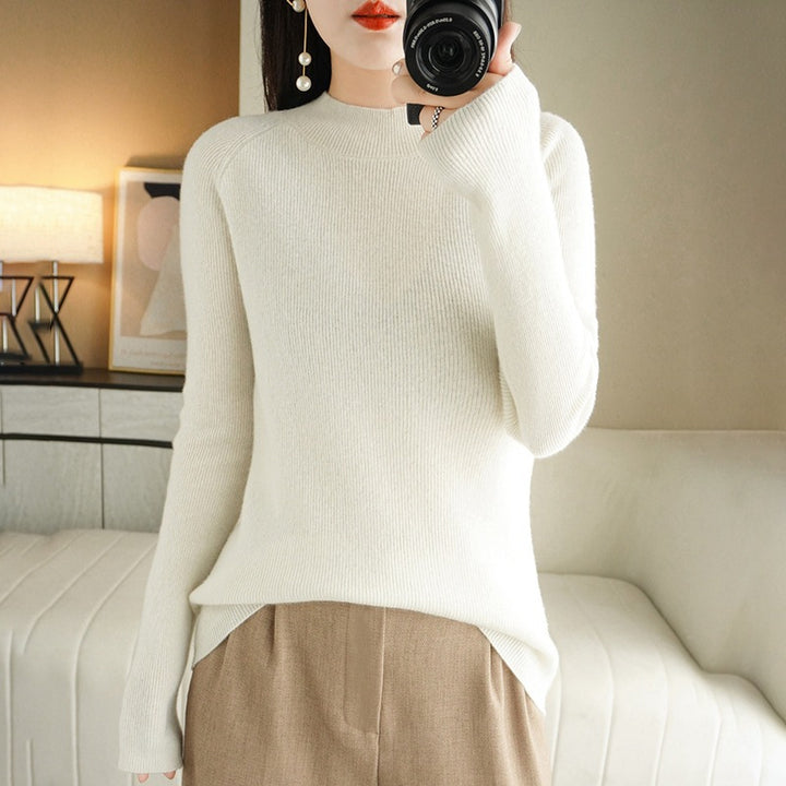 Women's slim-fit stand collar sweater made of lightweight fine knit with a fine ribbed structure Mune Fashion