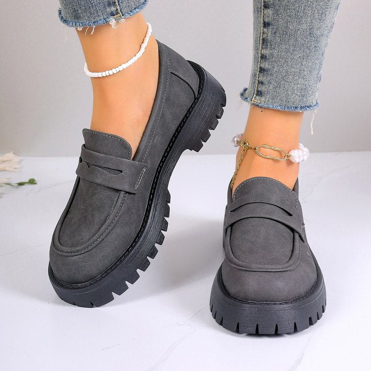 Women's Fashionable Chunky Loafers made of Suede-Like Material with Profiled Lug Sole Mune Fashion