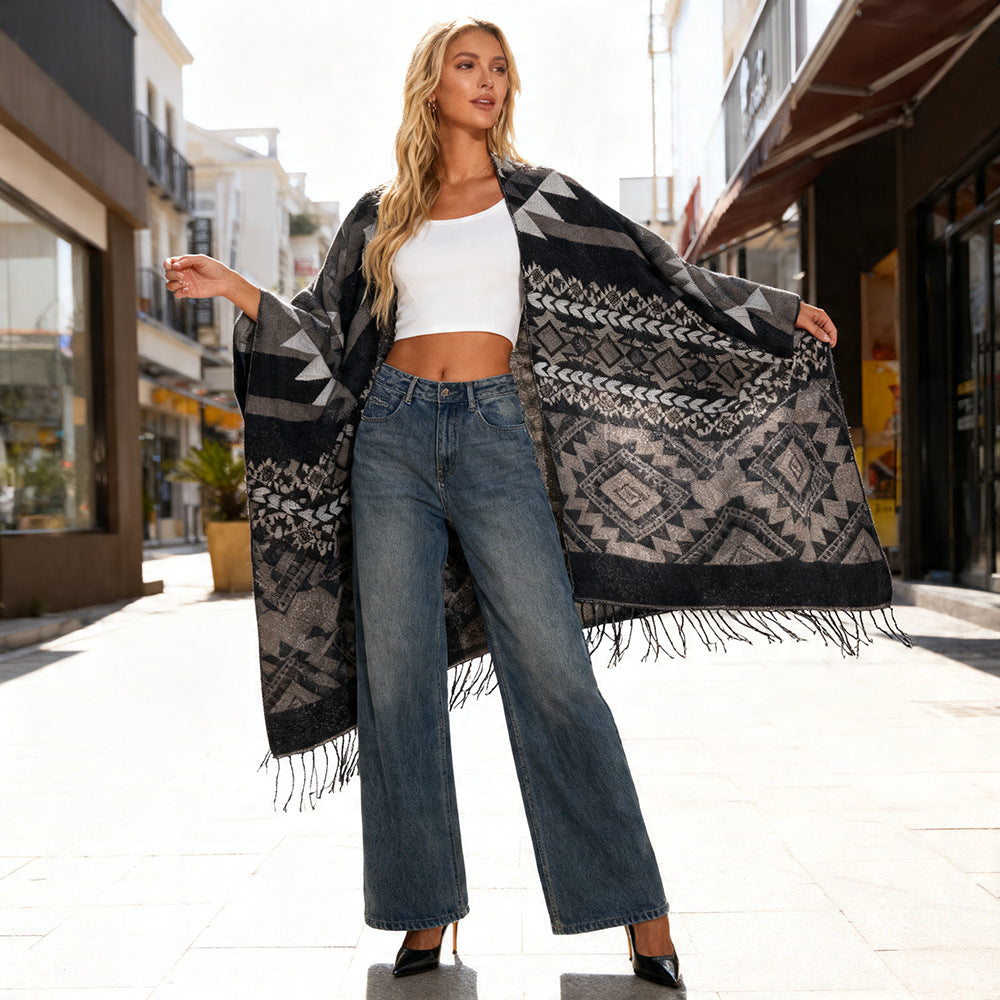 Women's Oversize Jacquard Cape in Ethno Jacquard with Fringing Mune Fashion