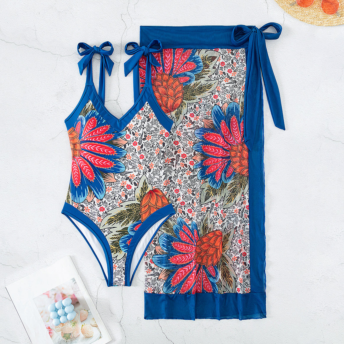 Women's one-piece swimsuit with floral pattern and matching cover-up Mune Fashion