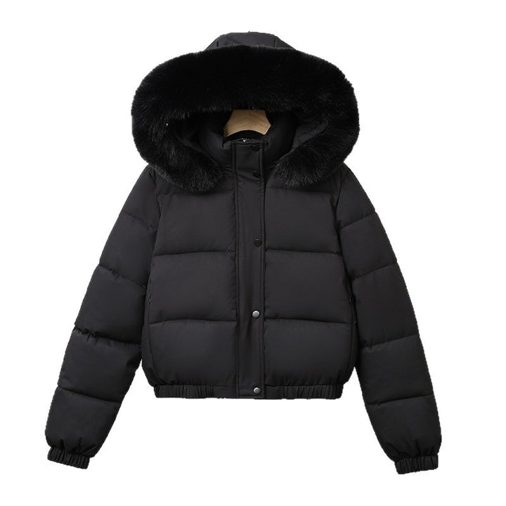 Women's short cut thermo bomber jacket with voluminous hood trim and elastic hem Mune Fashion