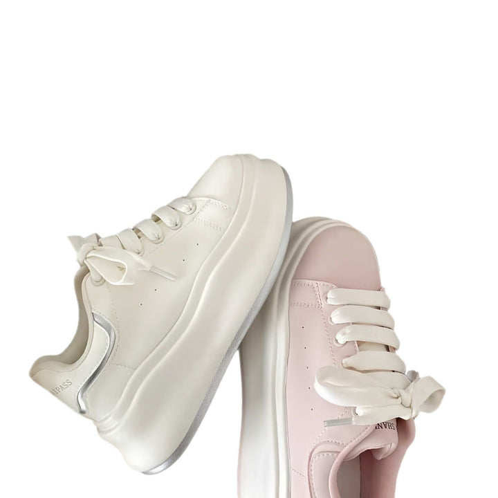 Women Trendy Platform Sneakers with Elegant Details Mune Fashion