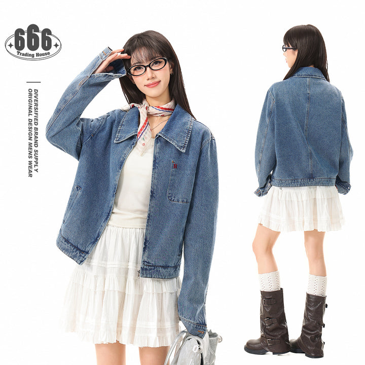 Women's Short Oversized Denim Jacket with Full Zipper and Chest Pocket Mune Fashion