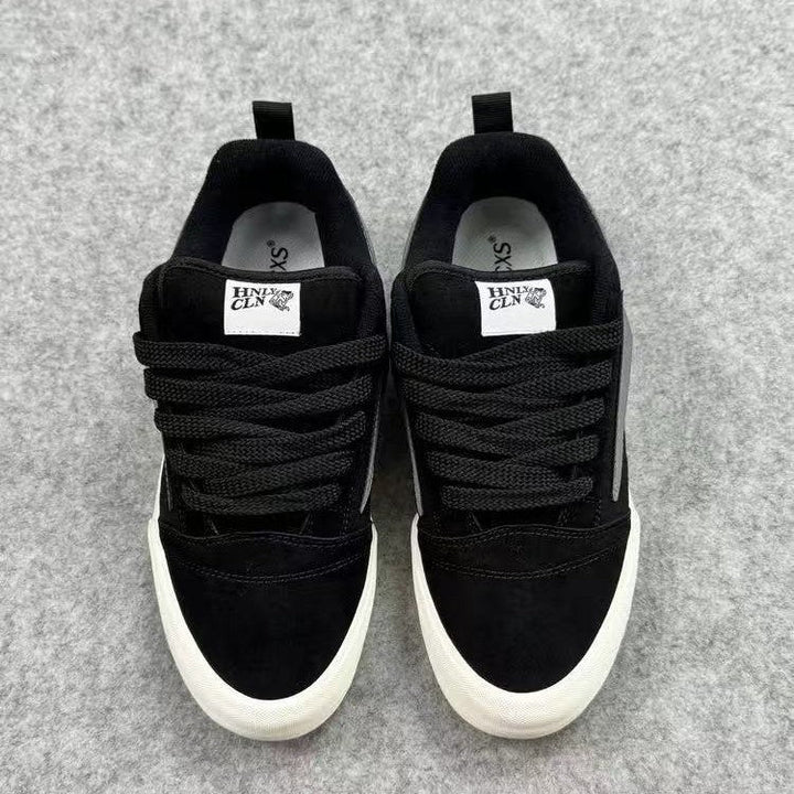 Women's sporty sneakers with futuristic accents and durable outsole Mune Fashion