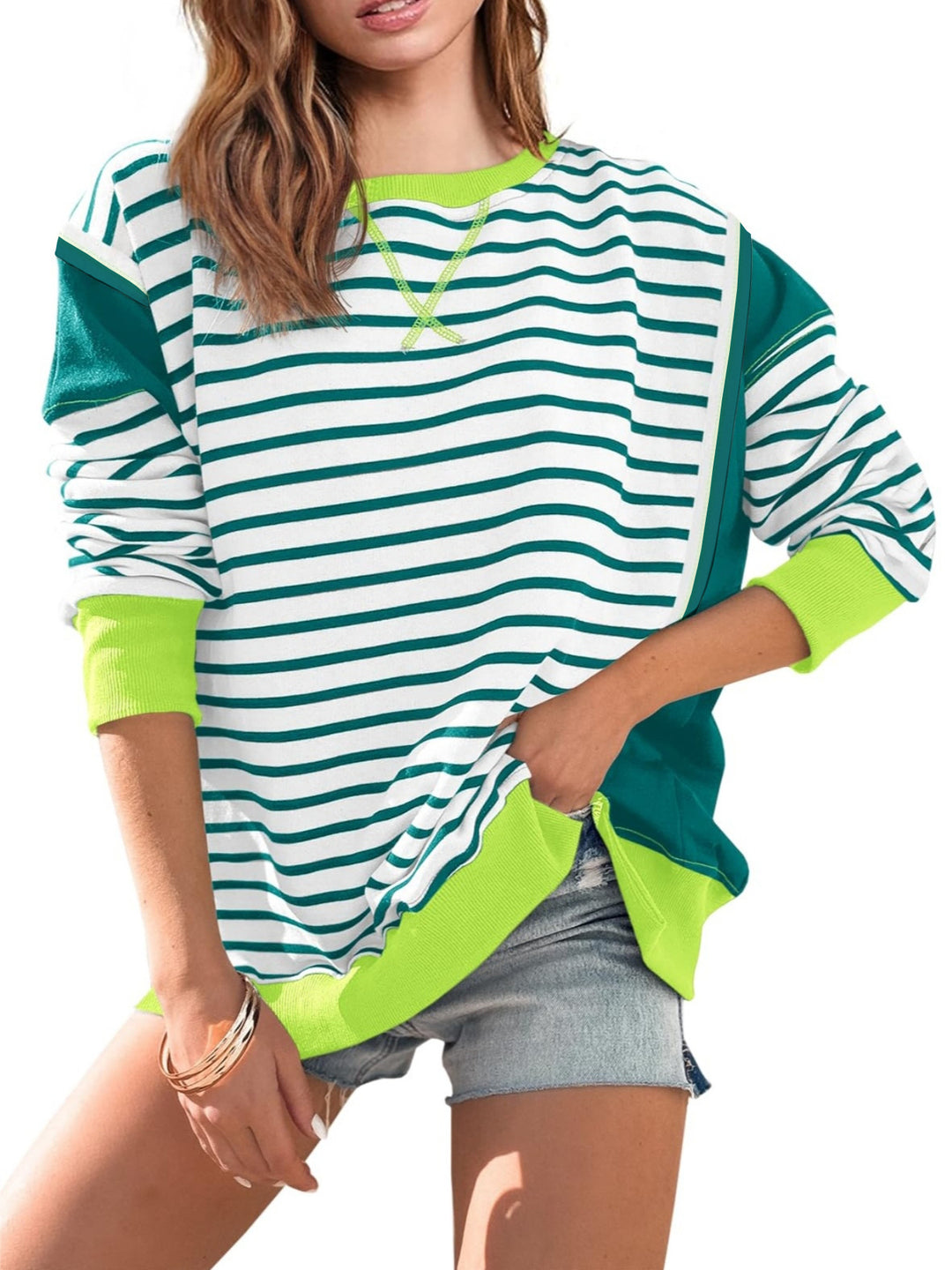 Women's oversized sweatshirt in marine look with stripes, raglan sleeves and ribbed cuffs Mune Fashion