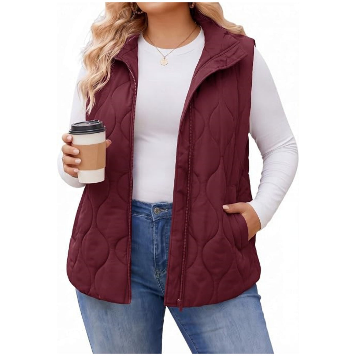 Ladies quilted vest with high collar, figure-flattering silhouette and side pockets Mune Fashion