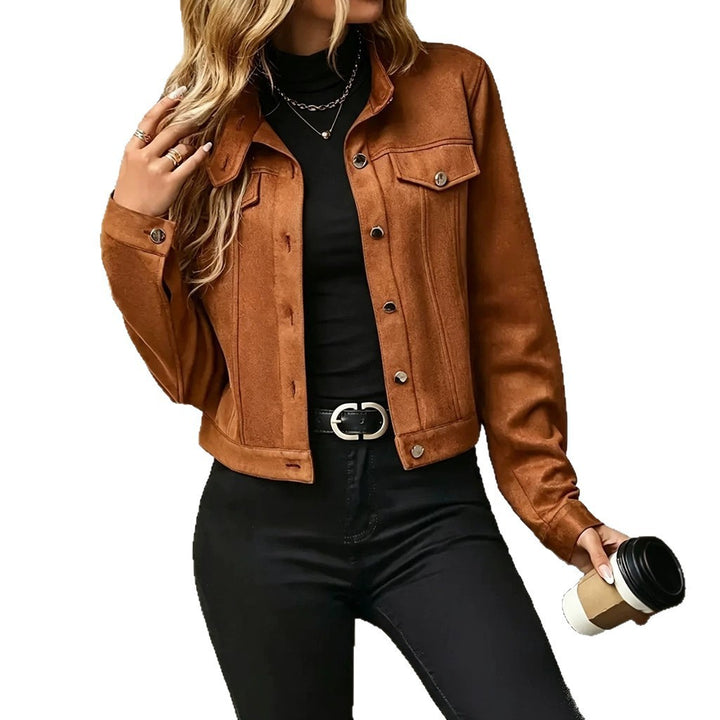 Women's short jacket made of suede leather look with shirt collar and breast pockets Mune Fashion