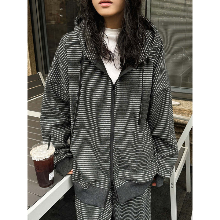 Women's Oversize Hooded Jacket with Zipper and Fine Striped Pattern Mune Fashion