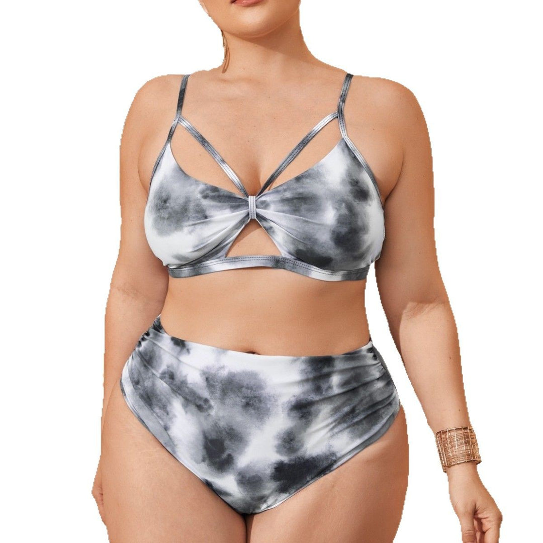 Ladies Bikini Set with modern cut and playful straps Mune Fashion