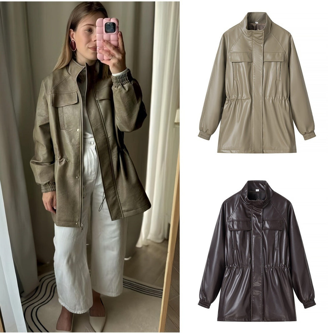 Women's water-repellent short parka made of faux leather with stand-up collar, drawstring waist and flap pockets Mune Fashion