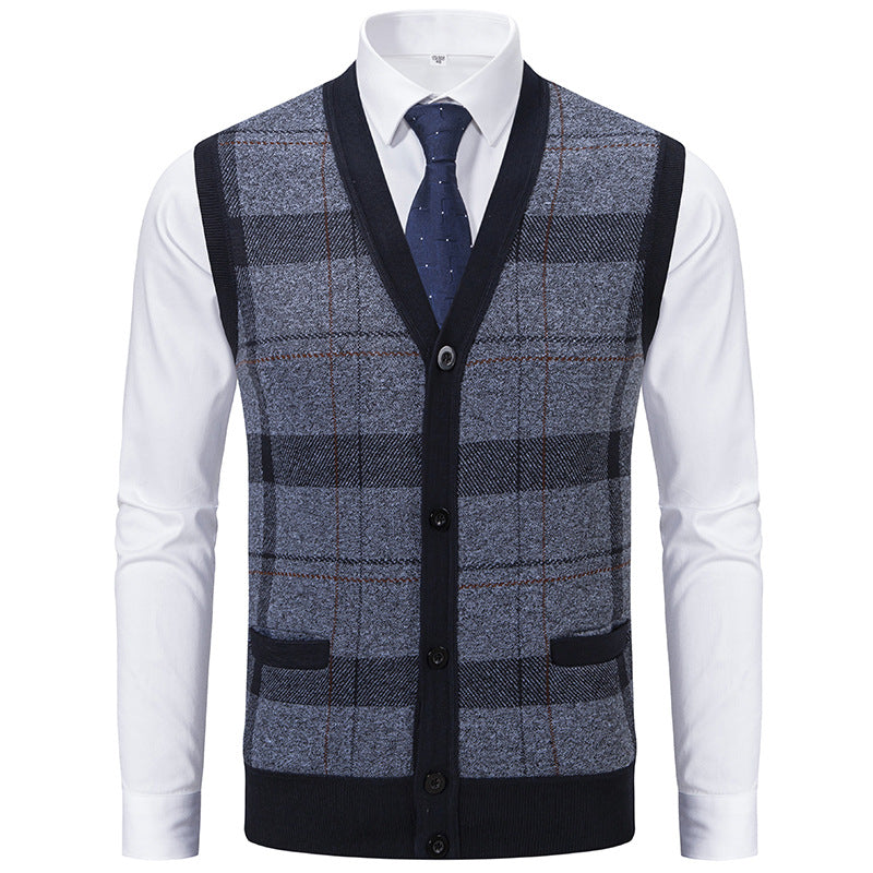 Men's Sleeveless Knit Vest with Diamond Pattern, V-Neck and Button Placket Mune Fashion