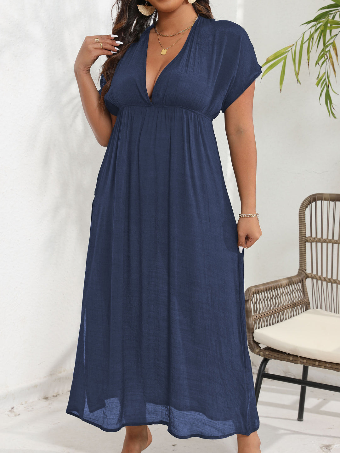 Ladies airy max dress with deep V-neckline and side slits Mune Fashion