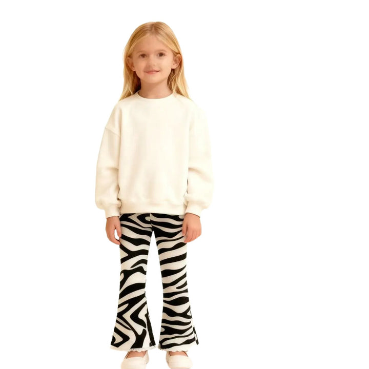 Girls flared leggings with exciting zebra pattern Mune Fashion