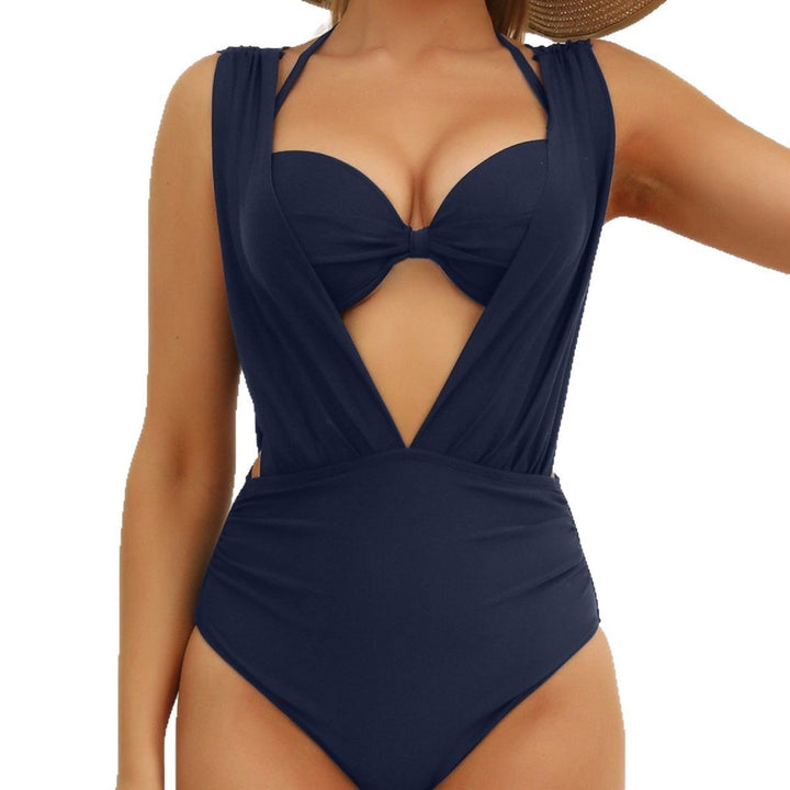Women Elegant One-Piece Swimsuit with Sophisticated Cut-Out Mune Fashion