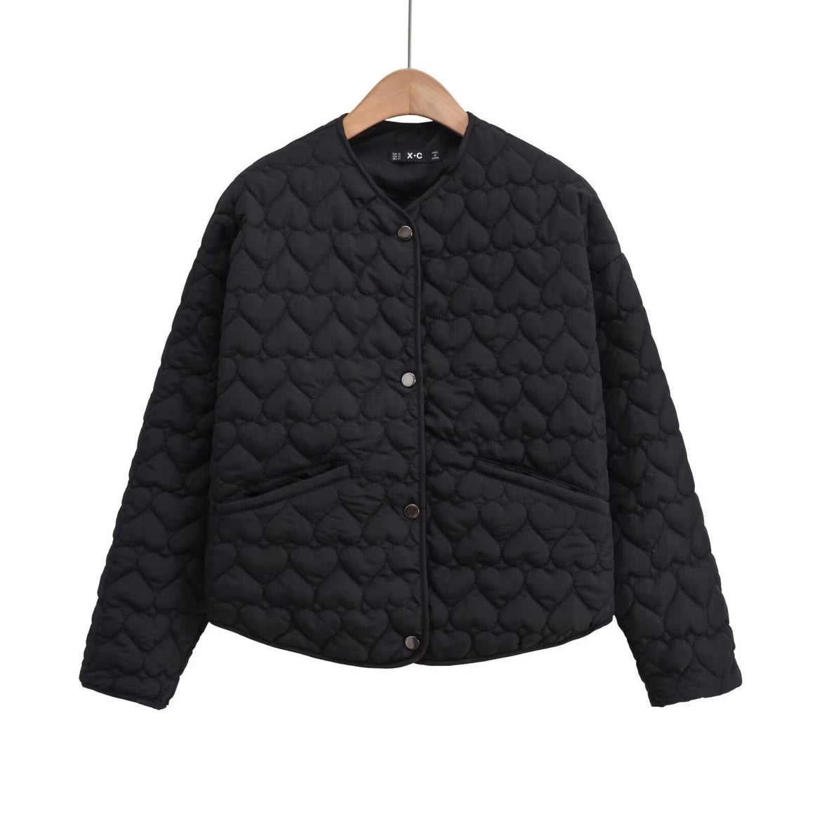 Women 100+ quilted short jacket with heart quilting, round neckline and snap buttons Mune Fashion