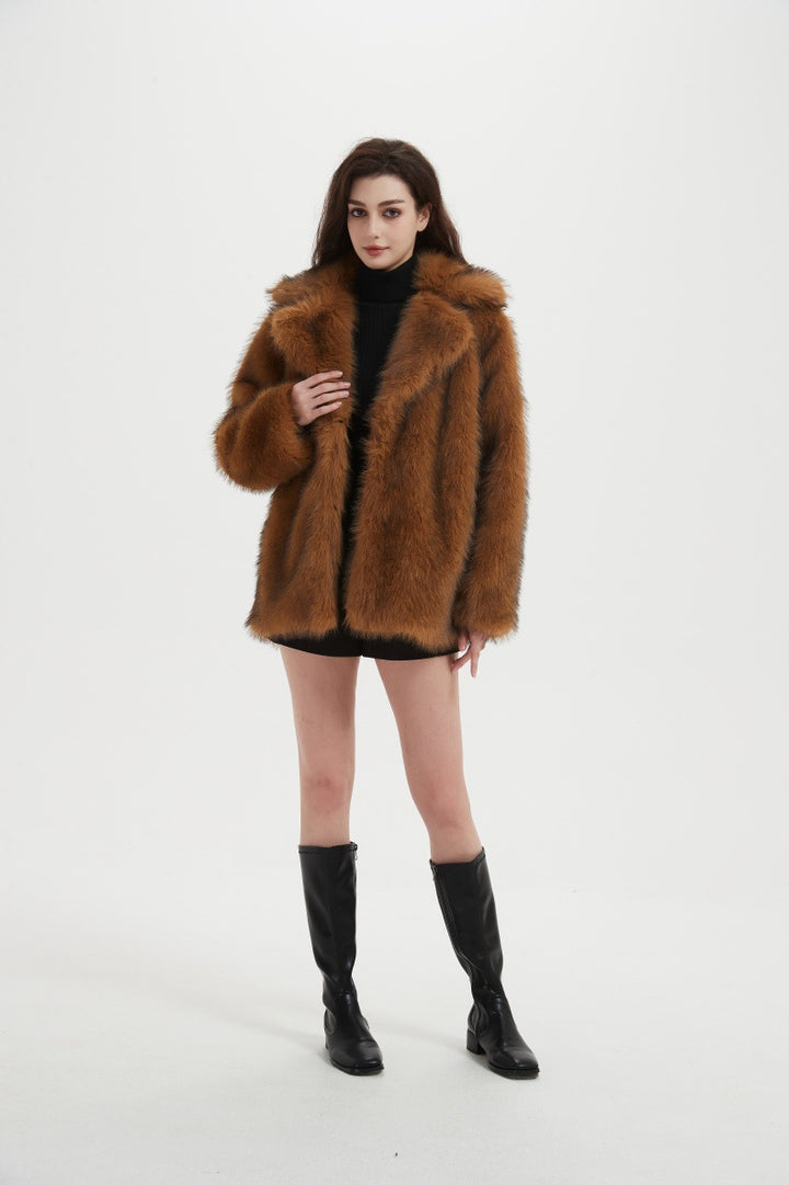 Ladies Short Luxurious Faux Fur Coat with Voluminous Shawl Collar and Boxy Silhouette Mune Fashion