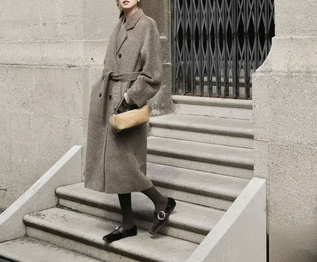 Women's stylish and elegant bouclé coat with double button placket Mune Fashion