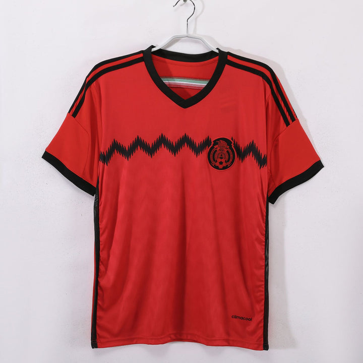 Unisex nan vintage-inspired football shirt with polo collar and large-scale Aztec motif Mune Fashion