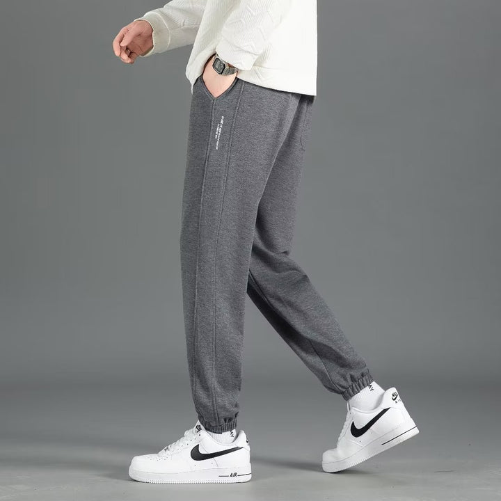 Men's sporty jogging pants with adjustable waistband Mune Fashion