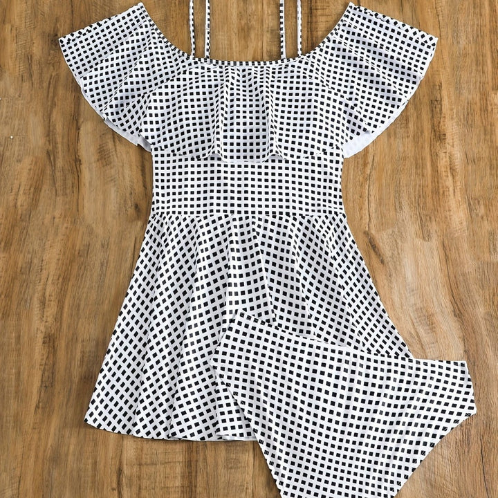 Ladies swimsuit set with ruffle details and elegant check pattern Mune Fashion
