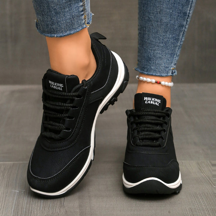 Women's Lightweight Walking Sneakers with Padded Comfort Insole and Profiled Rubber Sole Mune Fashion
