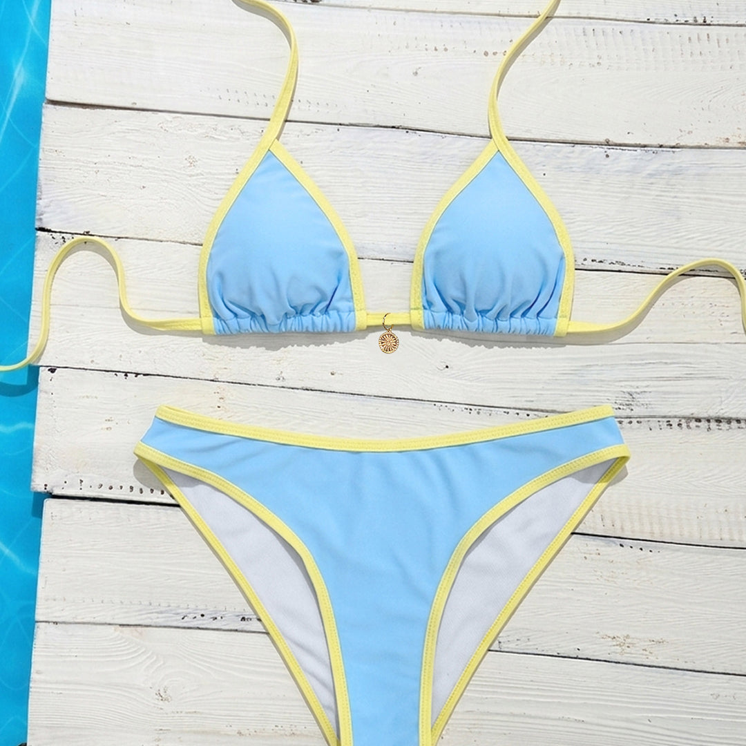 Ladies triangle bikini with elegant contrast details Mune Fashion