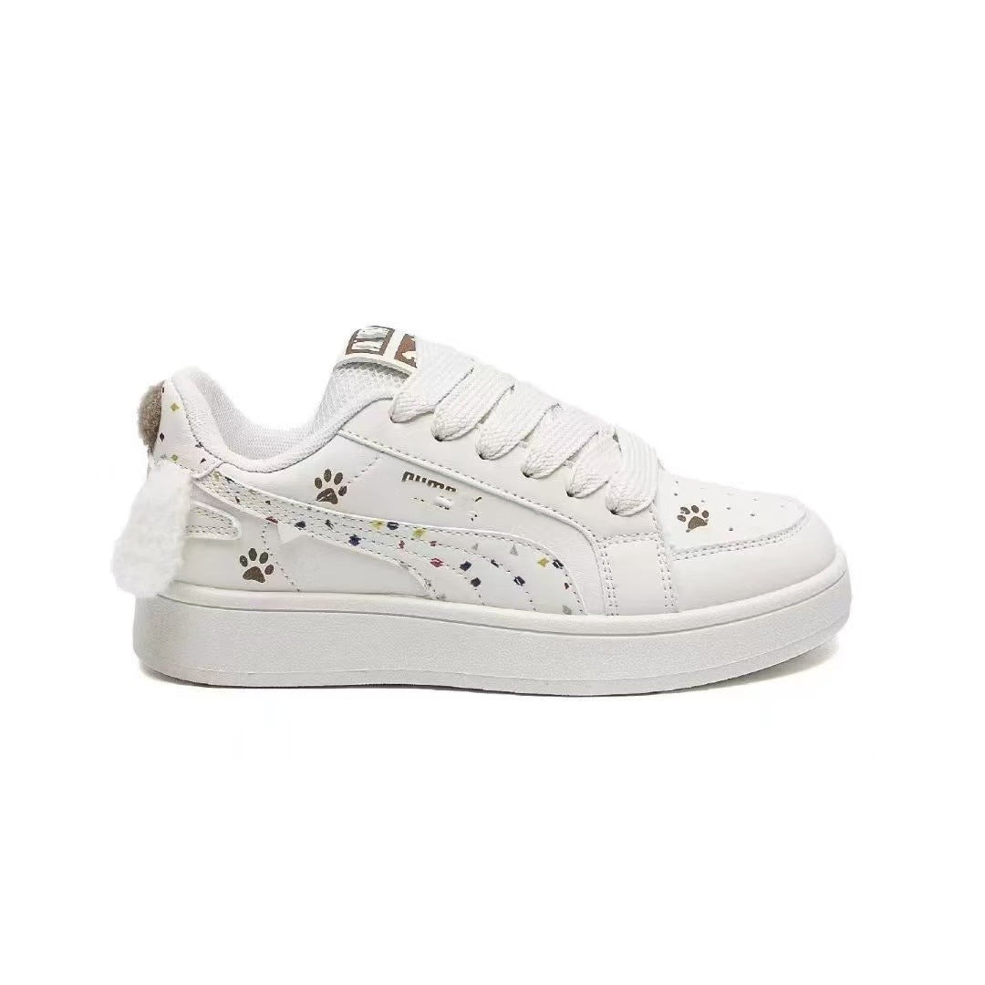 Women's sneakers with cute animal design and fluffy details Mune Fashion