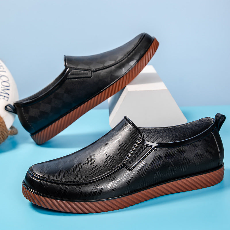 Men's Elegant Waterproof Slip-ons with Textured Surface and Profiled Lightweight Sole Mune Fashion