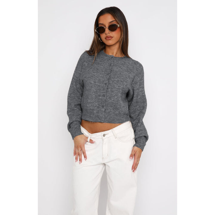 Ladies Short-Cut Cardigan with Concealed Button Placket and Balloon Sleeves Mune Fashion