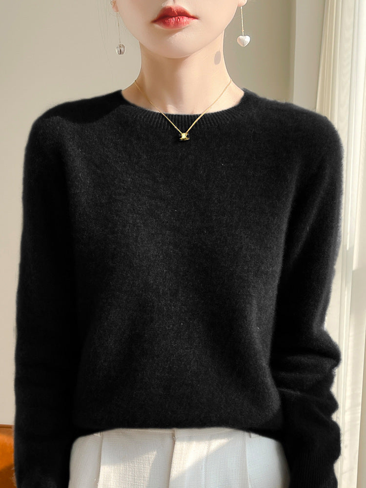 Women's Luxurious Cozy Knit Sweater with Round Neck and Mohair Look Mune Fashion