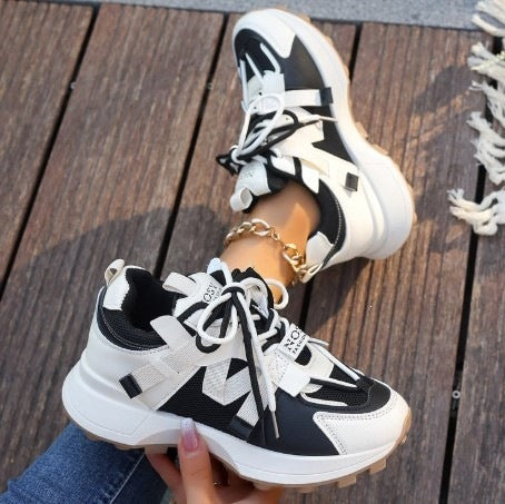 Women Chunky Plateau Sneaker with breathable mesh and mounted straps Mune Fashion