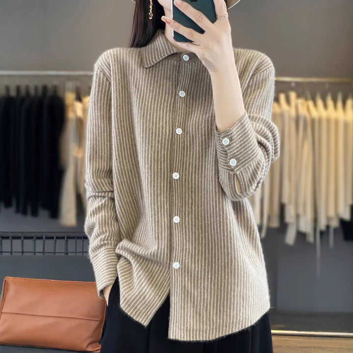 Women's Lightweight Fine Knit Shirt with Polo Collar and Fine Vertical Stripes Mune Fashion