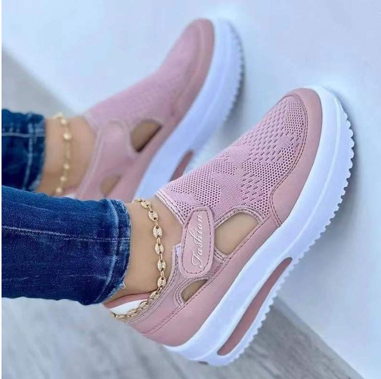 Damen Slip-On Keil-Sneaker mit luftiger Strickoberseite, Cut-Out-Details und Klettverschluss Mune Fashion