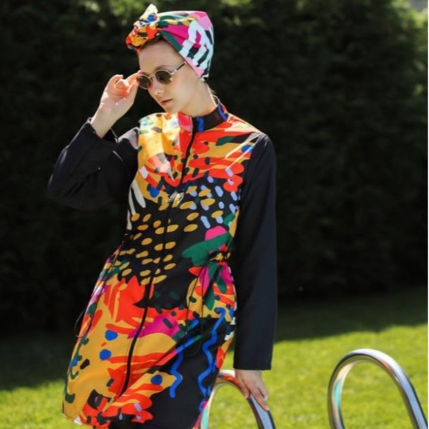 Women's Sporty Swimwear with Artistic Design Mune Fashion