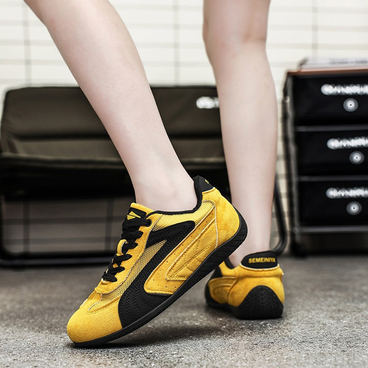 Women's retro-inspired suede sneakers with breathable mesh inserts and non-slip rubber sole Mune Fashion