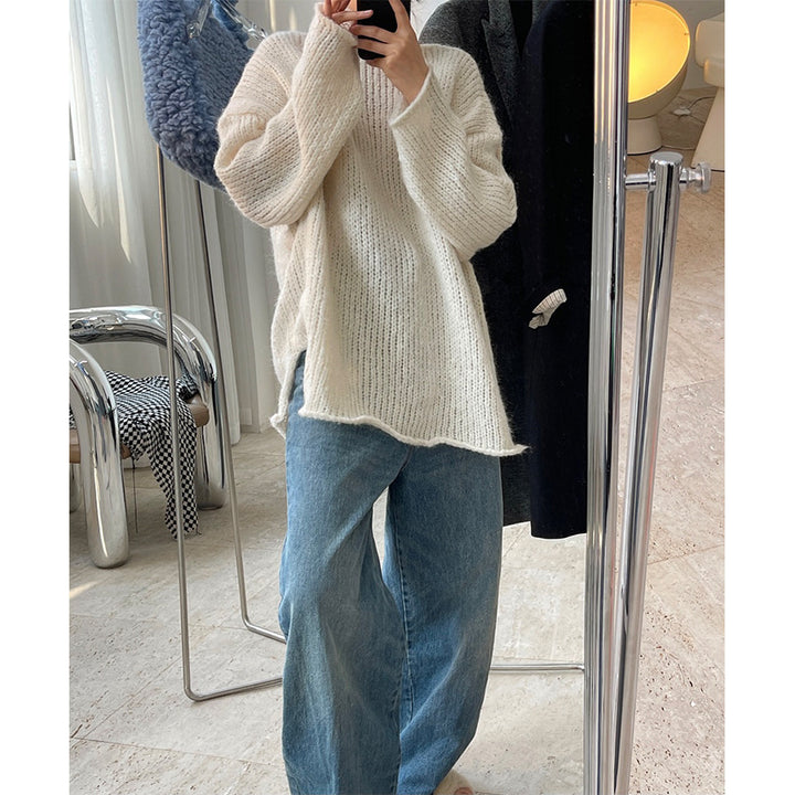 Ladies chunky knit oversized sweater with crew neck and extended hem Mune Fashion